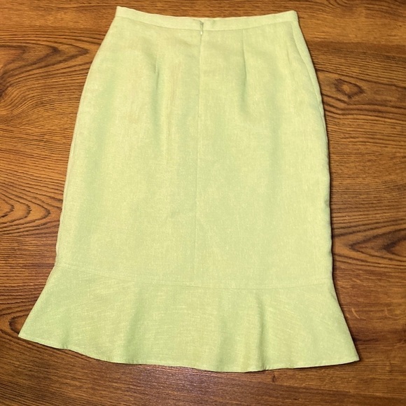 🌷PROPORTION Petite Conrad C🌷 Green Ruffle Skirt  & Jacket Suit 2 Piece Set - Picture 11 of 12